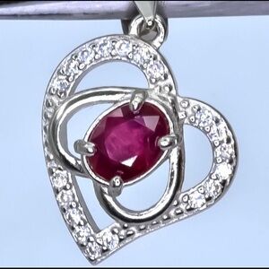 14.98 Crt Rhodolite Garnet 925 Silver Pendant
